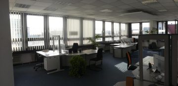 Esslingen-Zentrum: Attraktive Büroräume im Penthouse Stil 73728 Esslingen, Bürohaus